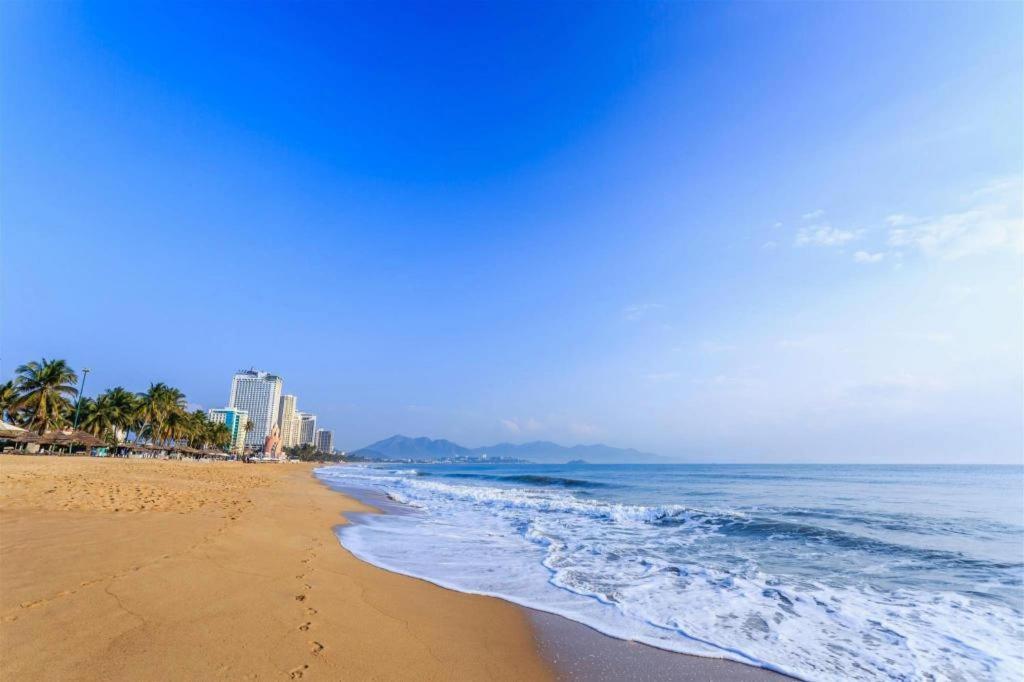 La Mer Hotel Nha Trang Buitenkant foto