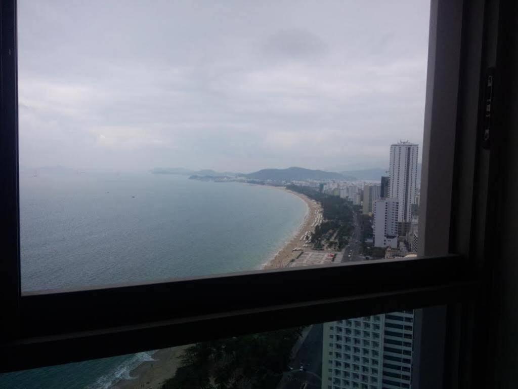 La Mer Hotel Nha Trang Buitenkant foto