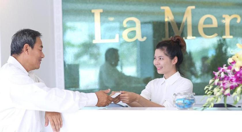 La Mer Hotel Nha Trang Buitenkant foto