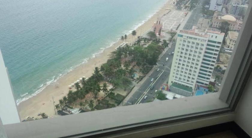 La Mer Hotel Nha Trang Buitenkant foto