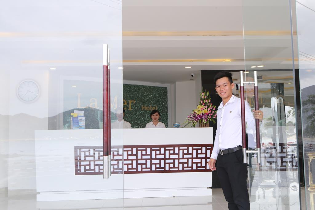 La Mer Hotel Nha Trang Buitenkant foto